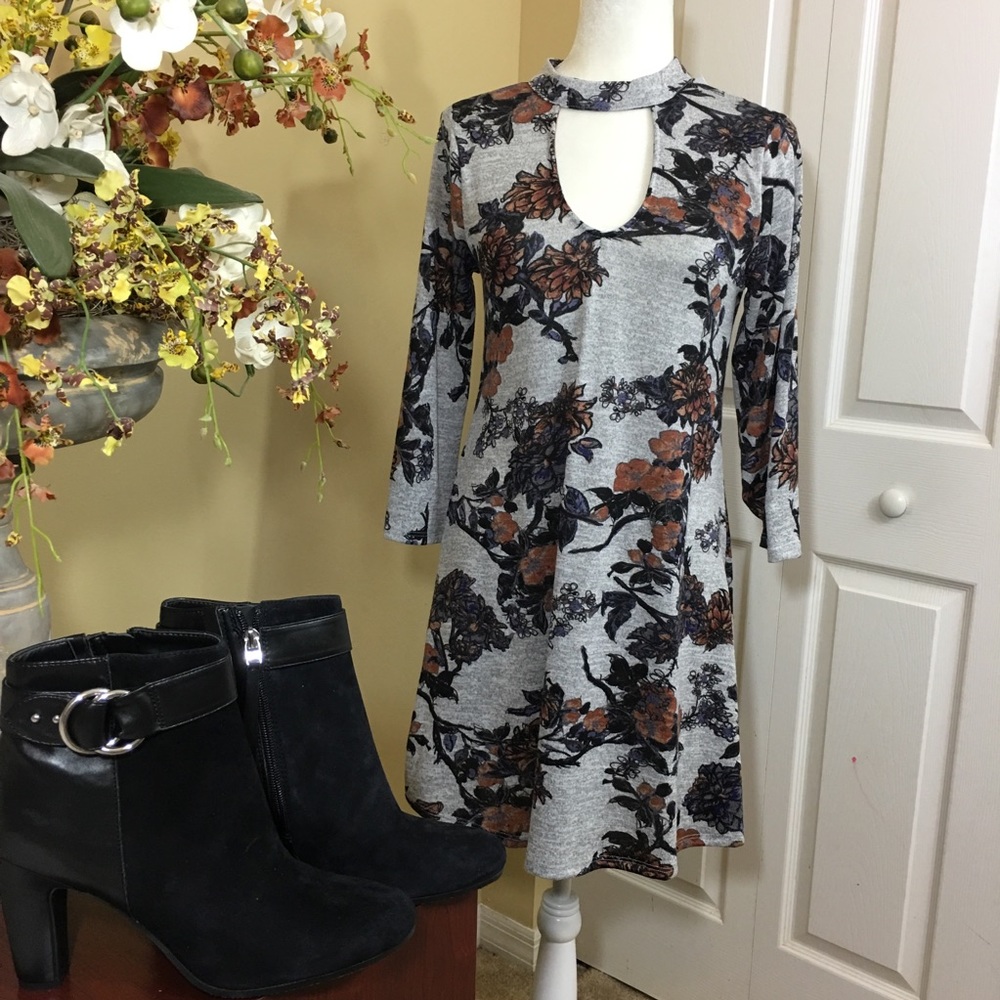 NWT Living Doll Keyhole Gray Floral Dress Size L Boho Soft Grunge Romantic